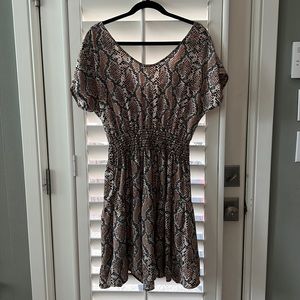 Boutique snakeskin elastic waisted dress.